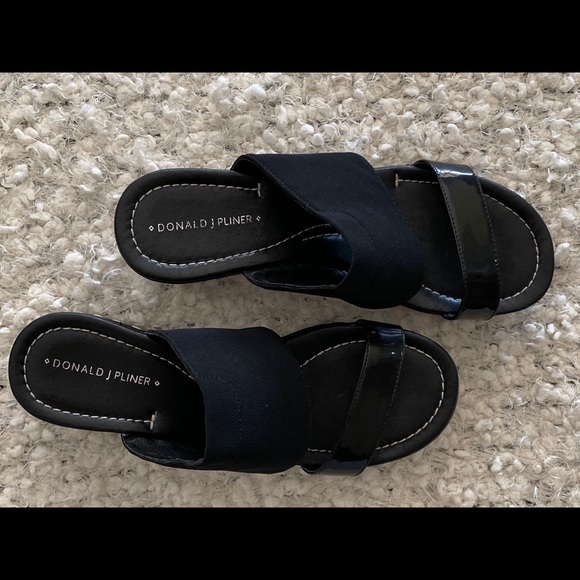 Donald J Pliner platform sandals black patent - 7 - Picture 3 of 8